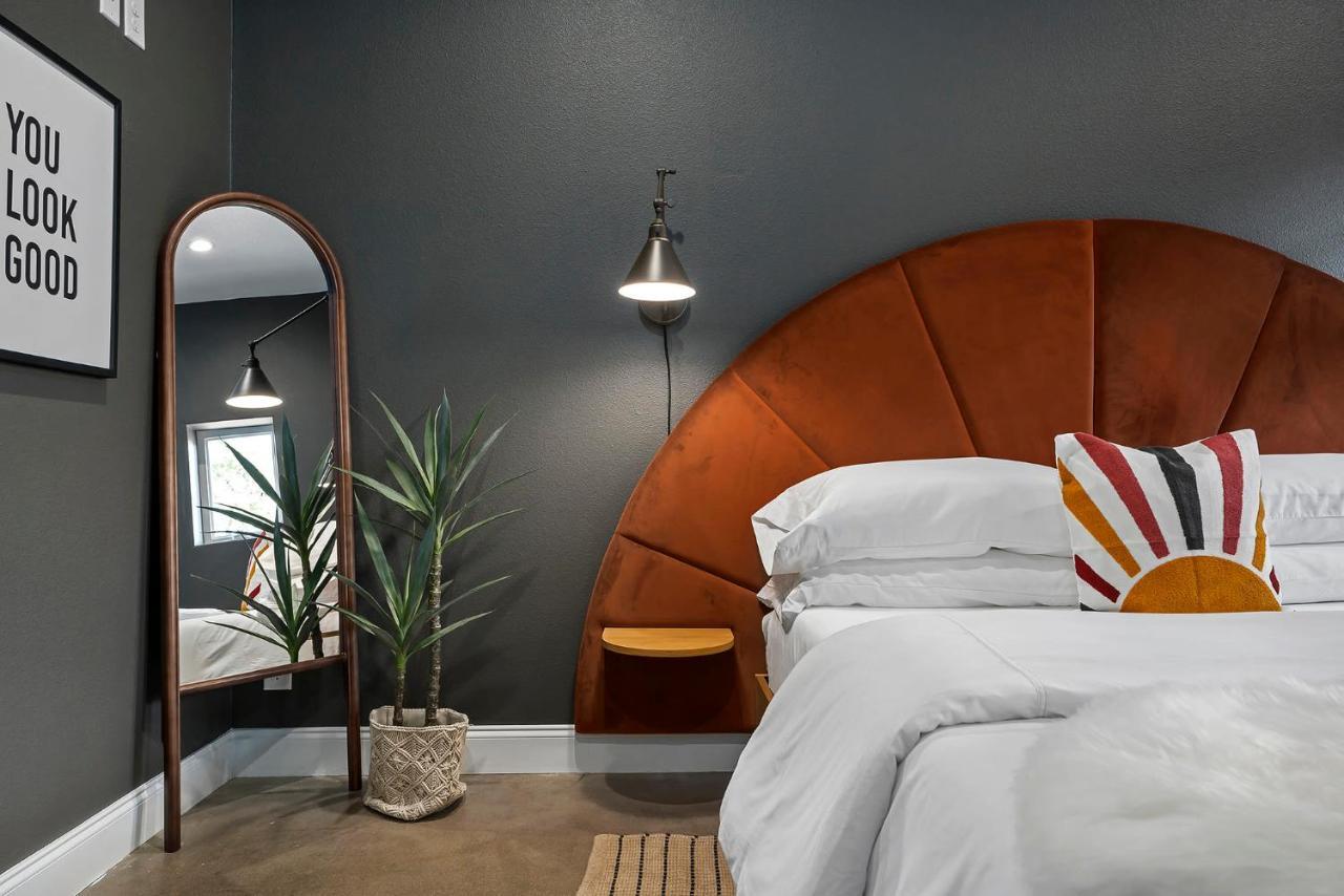 Vila Container Haus Pet Friendly With Cowboy Pool Fredericksburg Exteriér fotografie