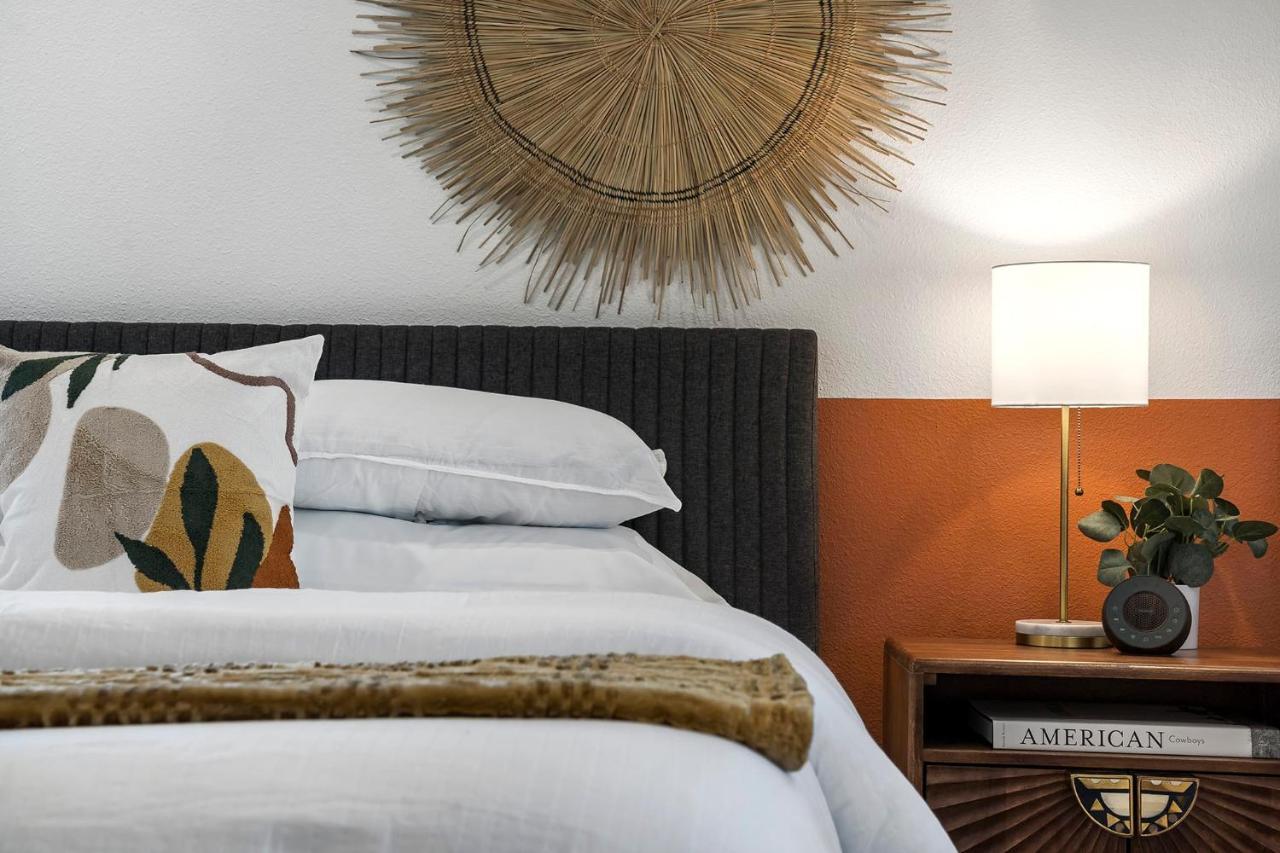 Vila Container Haus Pet Friendly With Cowboy Pool Fredericksburg Exteriér fotografie