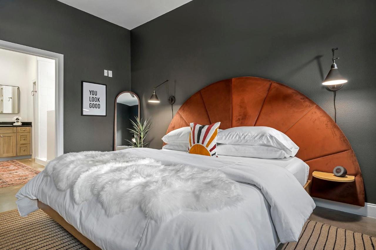 Vila Container Haus Pet Friendly With Cowboy Pool Fredericksburg Exteriér fotografie
